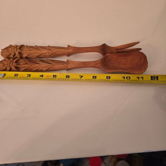 Vintage Carved Wooden Salad Spoon Fork Servers Floral Leaves 11.5in 70s 80s - Picture 9 of 9